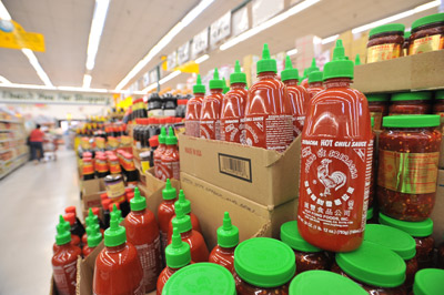 Đầu tư vào mỹ chủ nhân tương ớt Sriracha, từ tay trắng thành triệu phú