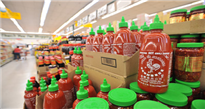 Chủ nhân tương ớt Sriracha, từ tay trắng thành triệu phú Chủ nhân tương ớt Sriracha, từ tay trắng thành triệu phú